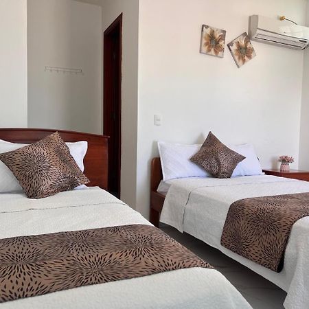 Hostal Carliza بويرتو أيورا المظهر الخارجي الصورة
