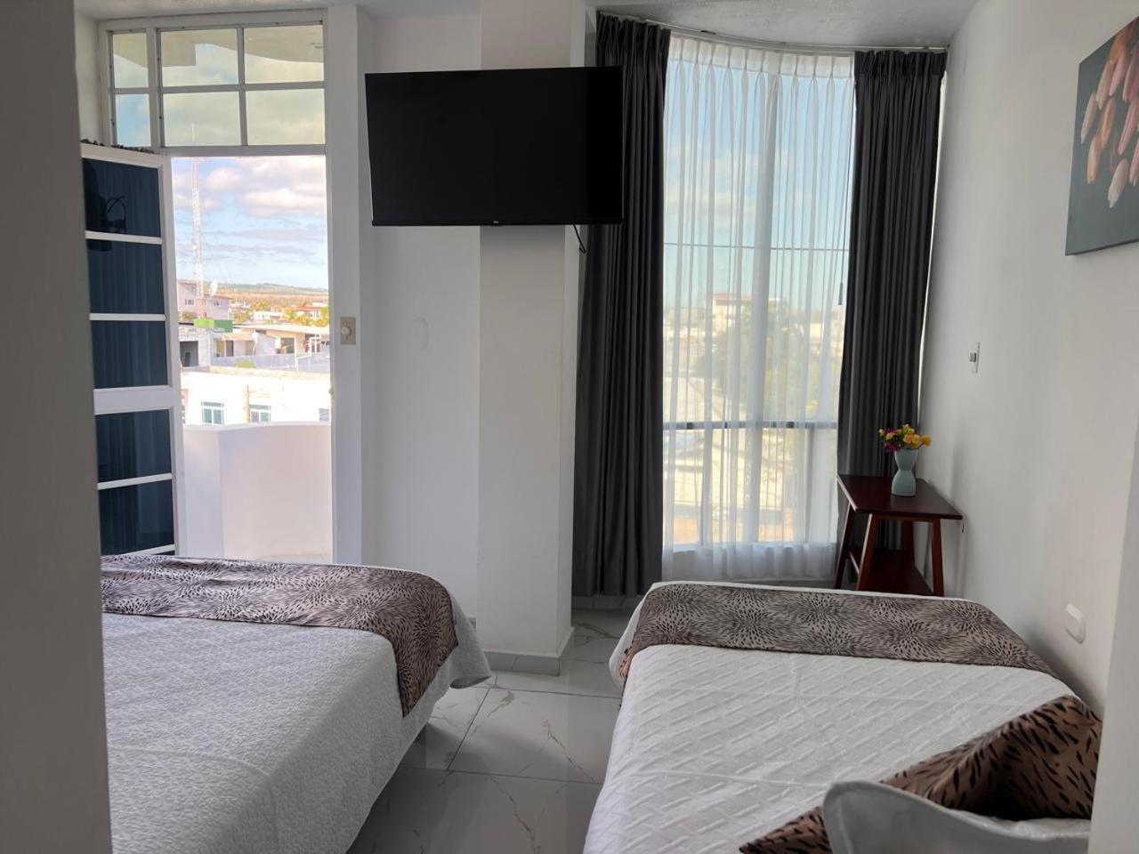 Hostal Carliza بويرتو أيورا المظهر الخارجي الصورة