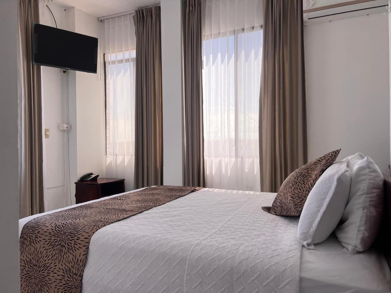 Hostal Carliza بويرتو أيورا المظهر الخارجي الصورة